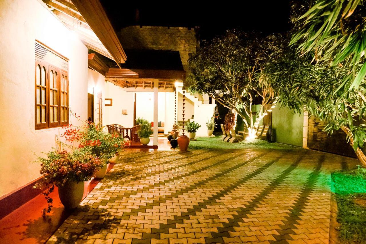 Villa Paradise Ocean Bentota Exterior photo